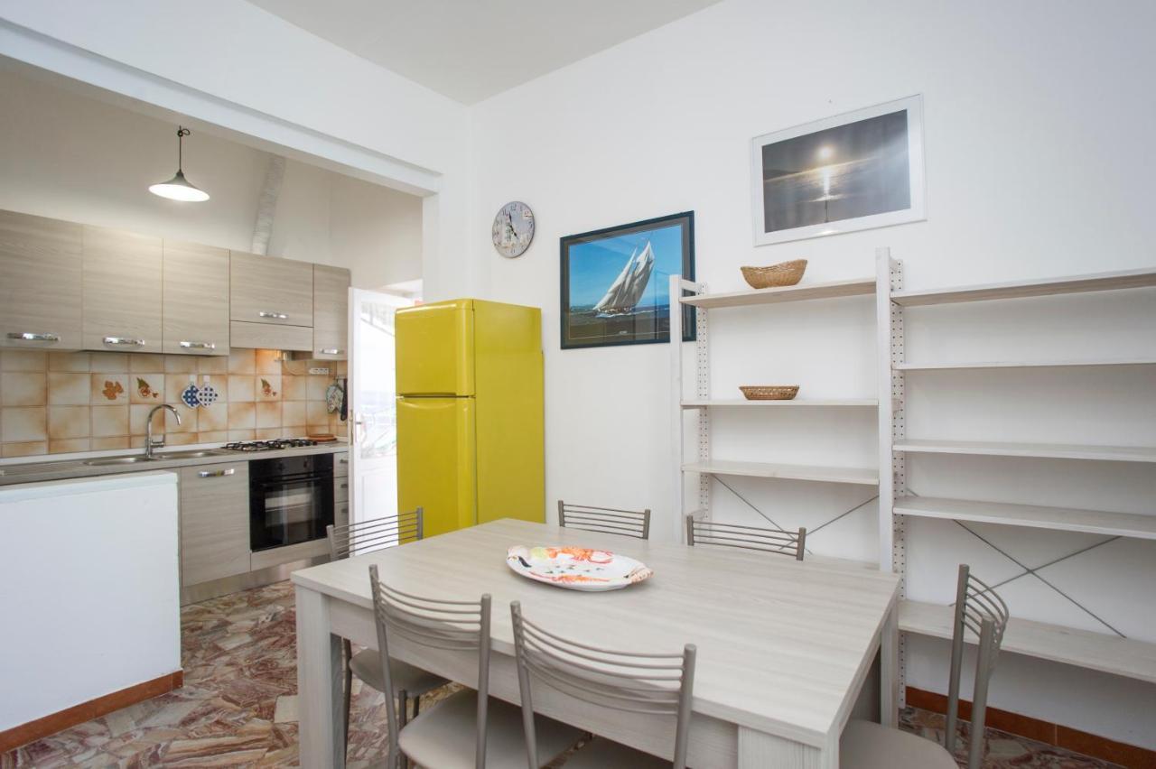 Villa La Terrazza Sul Mare - Goelba Fetovaia Bagian luar foto